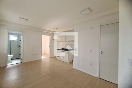 Sala e Cozinha de apartamento para alugar com 2 quartos, 34m² em Vila Ema, São Paulo
