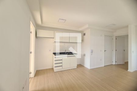 Sala e Cozinha de apartamento para alugar com 2 quartos, 34m² em Vila Ema, São Paulo