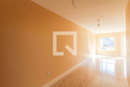 Sala de casa à venda com 2 quartos, 95m² em São José, Canoas