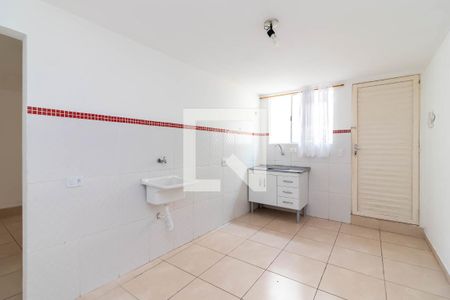 Cozinha e Área de Serviço de apartamento para alugar com 1 quarto, 28m² em Chora Menino, São Paulo