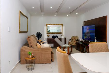 Casa para alugar com 3 quartos, 300m² em Santa Terezinha, Mesquita