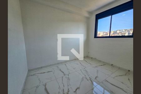 Quarto 1 de apartamento para alugar com 2 quartos, 38m² em Jardim São Luís, São Paulo