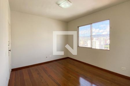 Sala de apartamento para alugar com 3 quartos, 100m² em Colégio Batista, Belo Horizonte