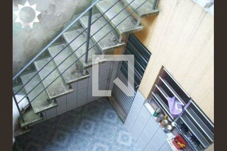 QUINTAL de casa à venda com 3 quartos, 125m² em Jardim Primeiro de Maio (Chacara Fazendinha), Osasco