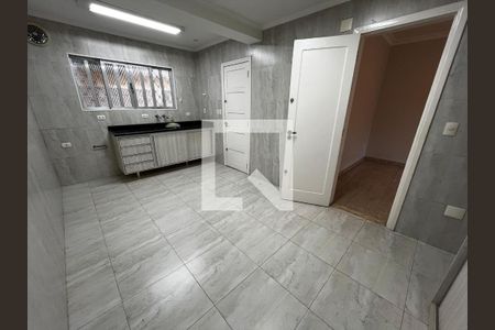 Casa para alugar com 3 quartos, 236m² em Embaré, Santos