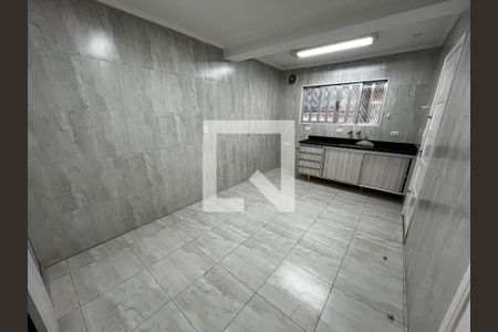 Casa para alugar com 3 quartos, 236m² em Embaré, Santos
