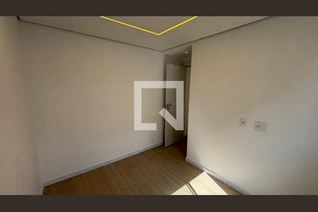 Quarto 1 de apartamento para alugar com 2 quartos, 37m² em Jardim, Santo André