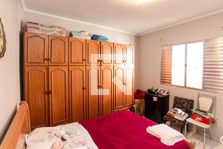Quarto 1 de casa para alugar com 3 quartos, 320m² em Vila Nivi, São Paulo