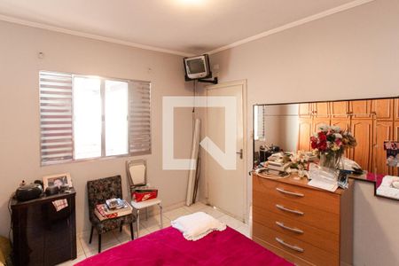 Quarto 1 de casa para alugar com 3 quartos, 320m² em Vila Nivi, São Paulo