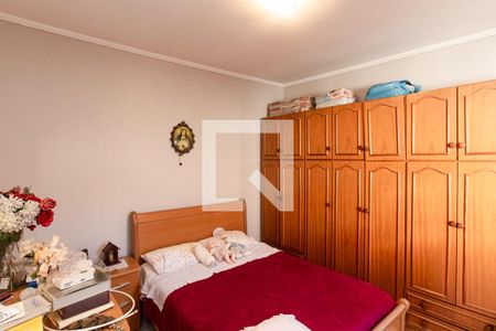 Quarto 1 de casa para alugar com 3 quartos, 320m² em Vila Nivi, São Paulo