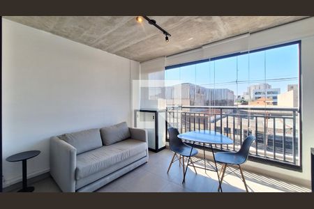 Sala e Varanda de apartamento para alugar com 1 quarto, 29m² em Bom Retiro, São Paulo
