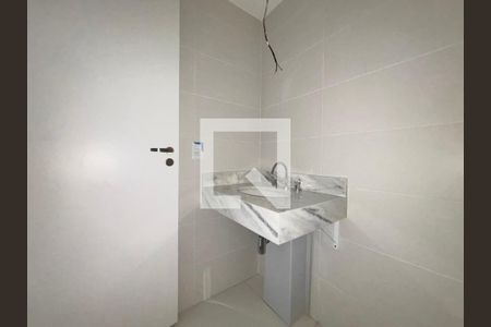 Banheiro  de apartamento para alugar com 1 quarto, 23m² em Pinheiros, São Paulo