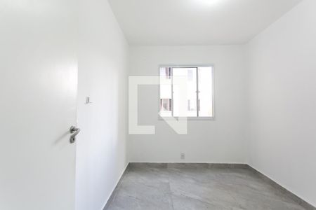 Quarto 1  de apartamento para alugar com 2 quartos, 44m² em Jardim Helian, São Paulo
