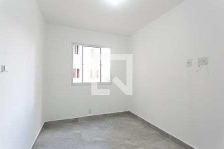 Quarto 1  de apartamento para alugar com 2 quartos, 44m² em Jardim Helian, São Paulo