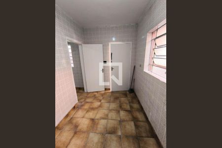 LAVANDERIA de casa à venda com 4 quartos, 166m² em Km 18, Osasco