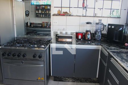 Cozinha de casa à venda com 3 quartos, 342m² em Bela Vista, São Paulo