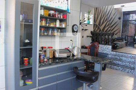 Cozinha de casa à venda com 3 quartos, 342m² em Bela Vista, São Paulo