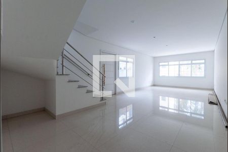 Foto 01 de casa à venda com 3 quartos, 130m² em São Judas, São Paulo