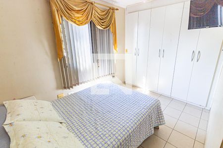 Suíte de casa à venda com 3 quartos, 129m² em Vila Invernada, São Paulo