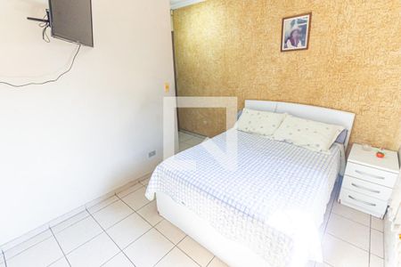Suíte de casa à venda com 3 quartos, 129m² em Vila Invernada, São Paulo
