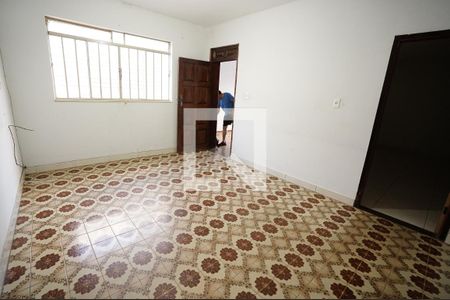 Casa para alugar com 3 quartos, 160m² em Coimbra, Goiânia