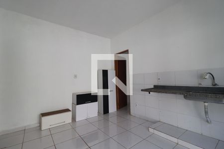 Sala/Cozinha de casa para alugar com 3 quartos, 70m² em Pqe Andorinhas, Ribeirão Preto