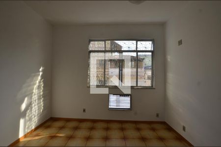 Quarto 1 de casa para alugar com 2 quartos, 90m² em Vila Valqueire, Rio de Janeiro