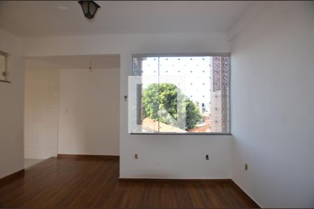 Casa para alugar com 2 quartos, 90m² em Vila Valqueire, Rio de Janeiro