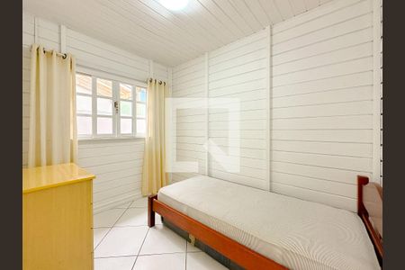 Quarto 2 de casa para alugar com 2 quartos, 140m² em Santinho, Florianópolis