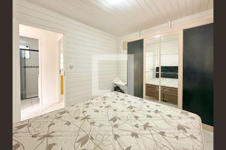 Quarto 1 de casa para alugar com 2 quartos, 140m² em Santinho, Florianópolis