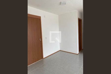 Sala de apartamento para alugar com 2 quartos, 50m² em Setor Faicalville, Goiânia