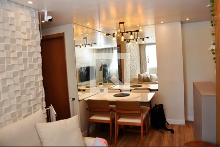 Detalhe - Sala e Sala de Jantar de apartamento para alugar com 2 quartos, 44m² em Jardim Iris, São Paulo