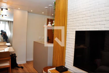 Detalhe - Sala e Sala de Jantar de apartamento para alugar com 2 quartos, 44m² em Jardim Iris, São Paulo