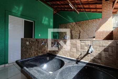 Área de Serviço de casa para alugar com 2 quartos, 75m² em Vila Sao Paulo, Mogi das Cruzes