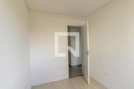 Quarto 1 de apartamento para alugar com 2 quartos, 49m² em Vila Izabel, Curitiba