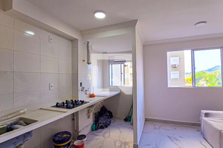 Sala de apartamento para alugar com 2 quartos, 40m² em Del Castilho, Rio de Janeiro