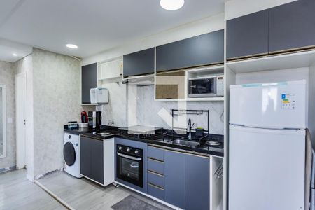 Sala, cozinha e área de serviço de apartamento à venda com 2 quartos, 40m² em Vila Pirituba, São Paulo