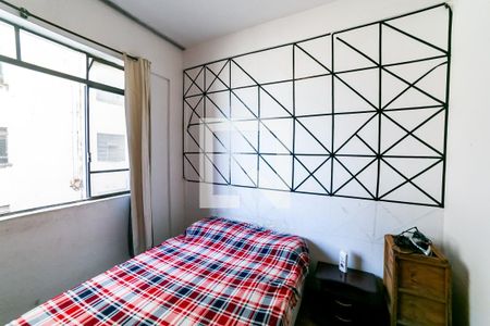 Quarto de kitnet/studio à venda com 1 quarto, 54m² em Centro, Belo Horizonte