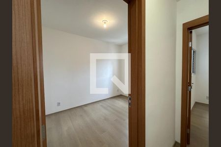 Quarto 1 de apartamento para alugar com 2 quartos, 72m² em Vila Formosa, Jacareí