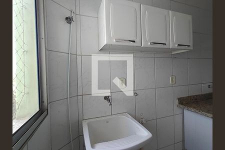 Apartamento para alugar com 2 quartos, 48m² em Chácaras Tubalina e Quartel, Uberlândia