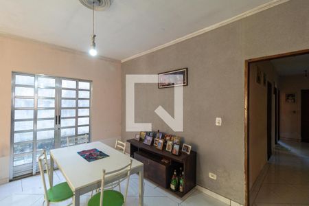 Salas de casa à venda com 4 quartos, 130m² em Parque Santa Bárbara, Campinas