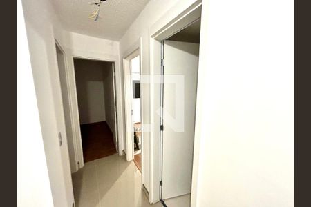 Corredor de apartamento para alugar com 3 quartos, 47m² em Artur Alvim, São Paulo