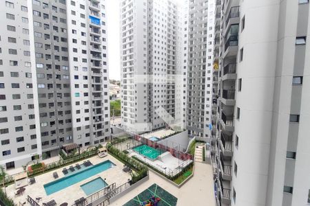 Vista Sala de apartamento para alugar com 2 quartos, 38m² em Vila Campanela, São Paulo
