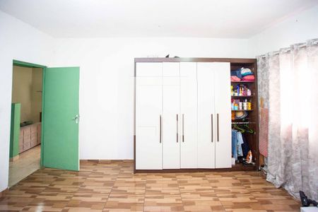 Quarto 1 Casa 1 de casa à venda com 5 quartos, 217m² em Centro, Diadema