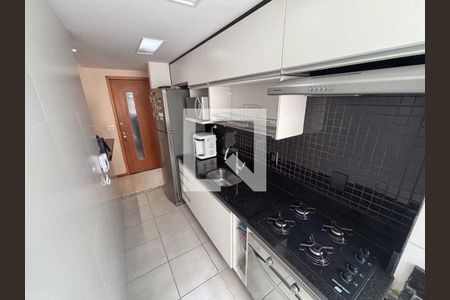 Cozinha de apartamento para alugar com 2 quartos, 59m² em Itaipu, Niterói