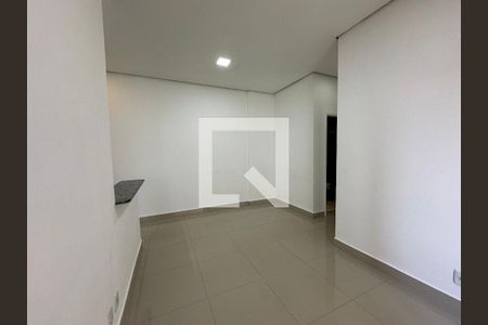 Sala de apartamento para alugar com 2 quartos, 70m² em Bethaville I, Barueri