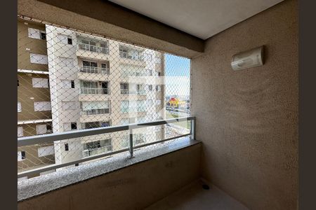 Varanda da Sala de apartamento para alugar com 2 quartos, 70m² em Bethaville I, Barueri