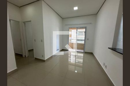 Sala de apartamento para alugar com 2 quartos, 70m² em Bethaville I, Barueri