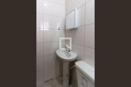 Banheiro de kitnet/studio para alugar com 1 quarto, 28m² em Jardim Paraiso, Guarulhos
