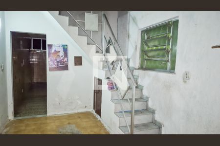 Sala de casa à venda com 2 quartos, 70m² em Penha, Rio de Janeiro